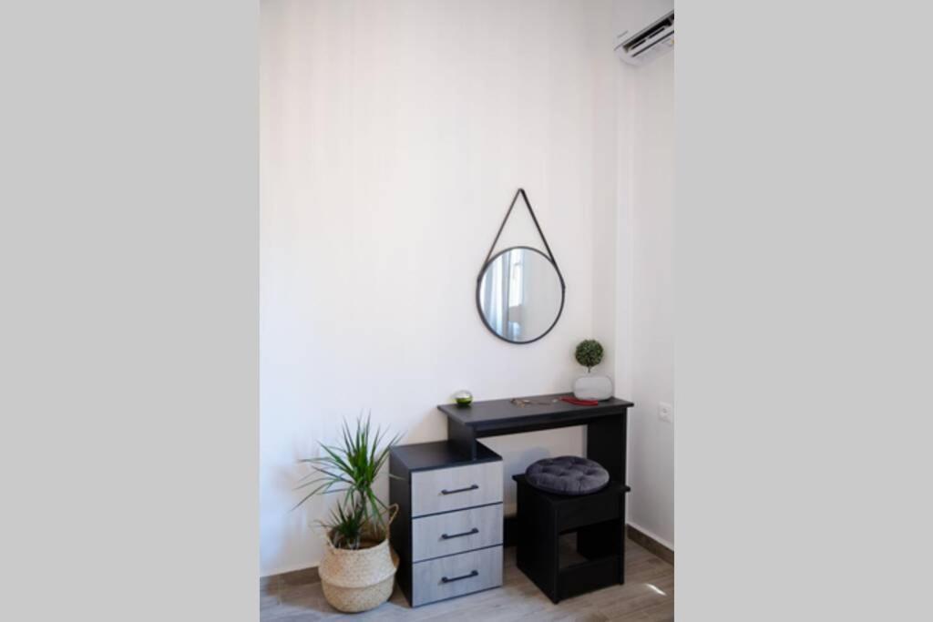 Apartament Potnia House In The Center Of Rhodes Rhodes City Zewnętrze zdjęcie